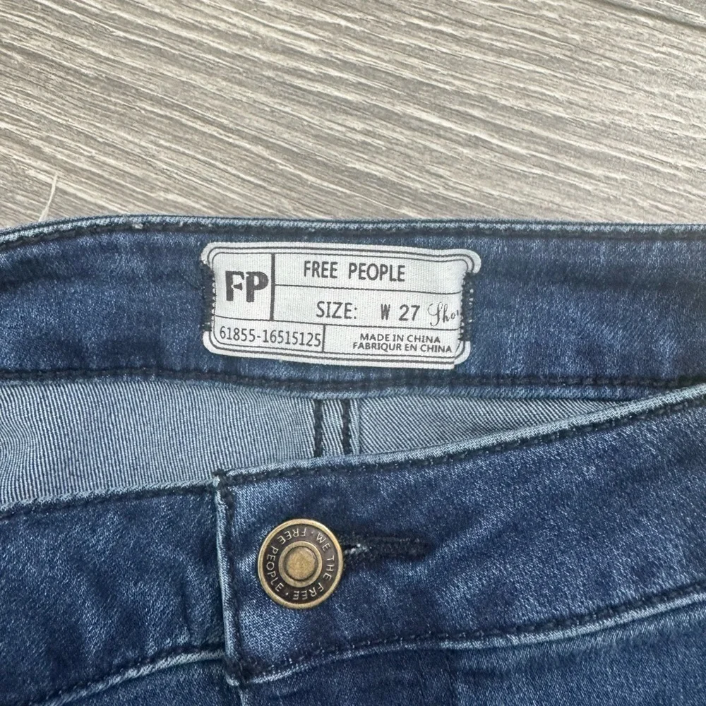 Free People Blue Flare Wide Leg Jeans Size 27 Short High Rise Denim